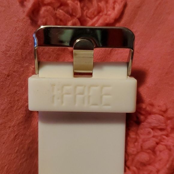 1:Face‎ Charity Digital Watch (White/Hunger) - Picture 3 of 5